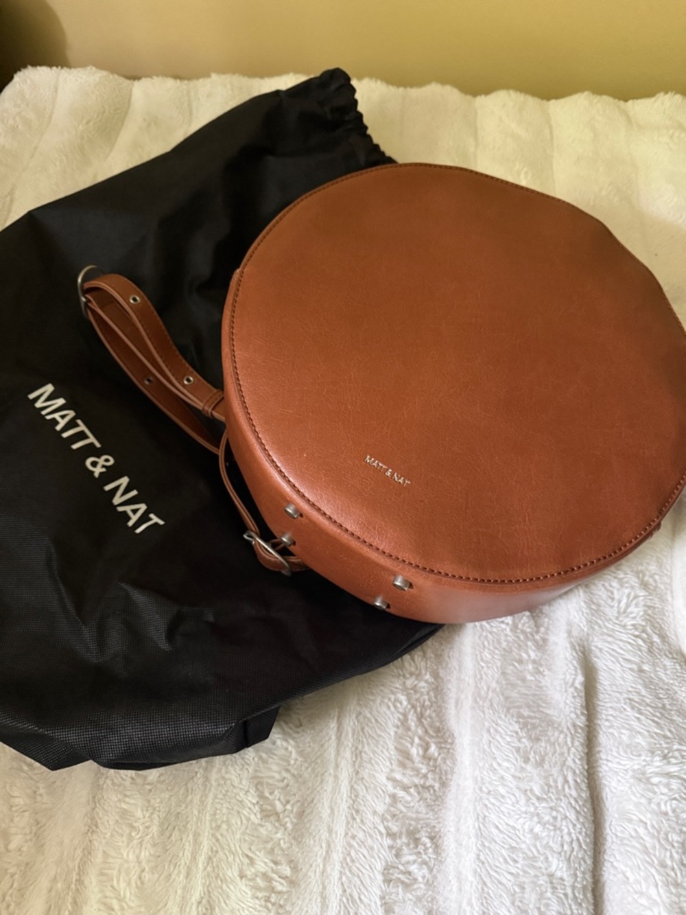Matt & Nat Cognac Round backpack Bag